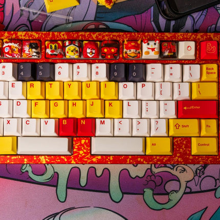 6533072